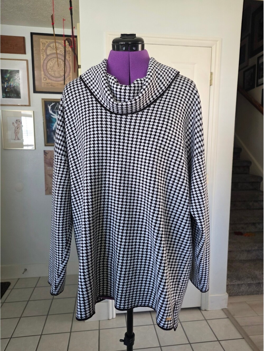 Womens Cowl neck size xl sweater Calvin Klein